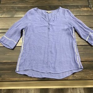 Beautiful blue , lightweight top , size L